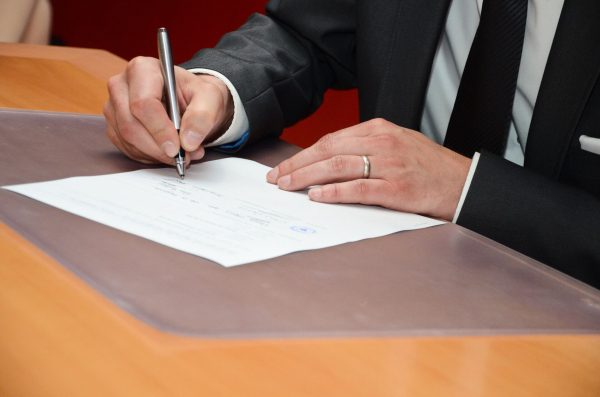 Если стал жертвой или очевидцем преступления: как заявить в полицию Если стал жертвой или очевидцем преступления: как заявить в полицию