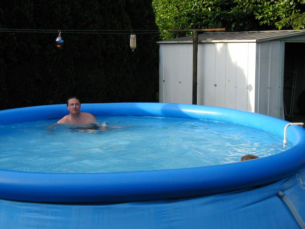 Бассейн своими руками: как сделать самому дома и на даче Бассейн своими руками: как сделать самому дома и на даче