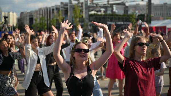 Глава Минобрнауки Фальков: целеустремленная молодежь необходима России Глава Минобрнауки Фальков: целеустремленная молодежь необходима России