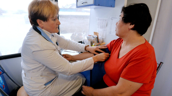 Маршинцева заявила, что курение и алкоголь повышают риск развития атеросклероза