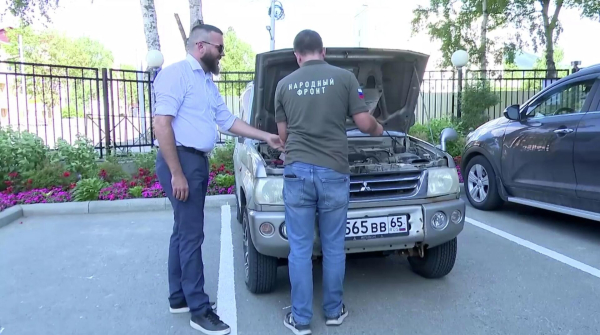 Канадец с Сахалина Хамби передал на СВО свой Mitsubishi Pajero Mini