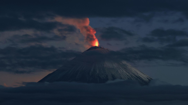 Росавиация выпустит NOTAM в случае ухудшения сейсмической обстановки на Камчатке