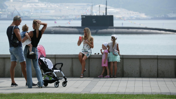 Профессор Виноградов: в РФ появится выплата для семей с двумя и более детьми Профессор Виноградов: в РФ появится выплата для семей с двумя и более детьми