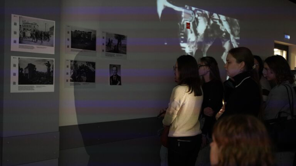 Память о подвиге. Студенты Тюмени увидели хронику освобождения от фашизма